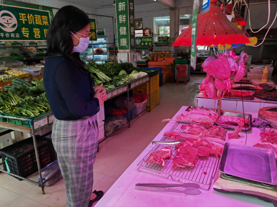 28日三水区粮油,肉,水果价格保持稳定,监测的30种蔬菜市场零售均价4